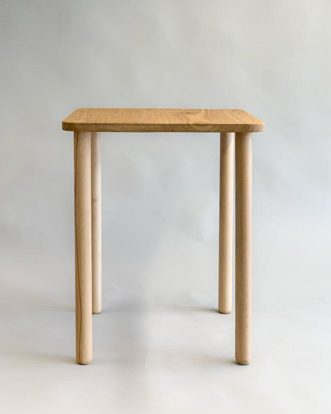 oak table A table made of oak designed and constructed by Liam Barwick