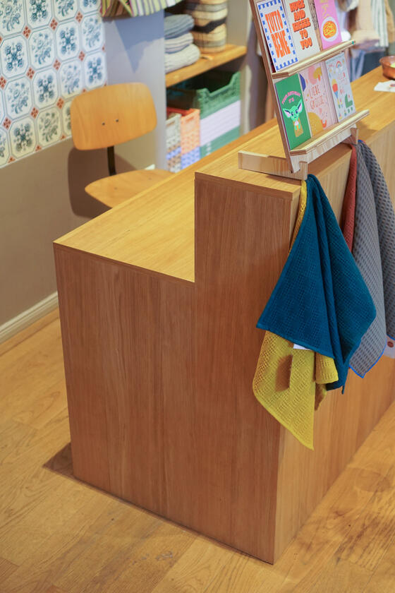 Neunest Desk A custom desk by Liam Barwick